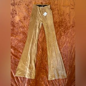 💛 NWT Gold Free People Bellbottoms 🌻